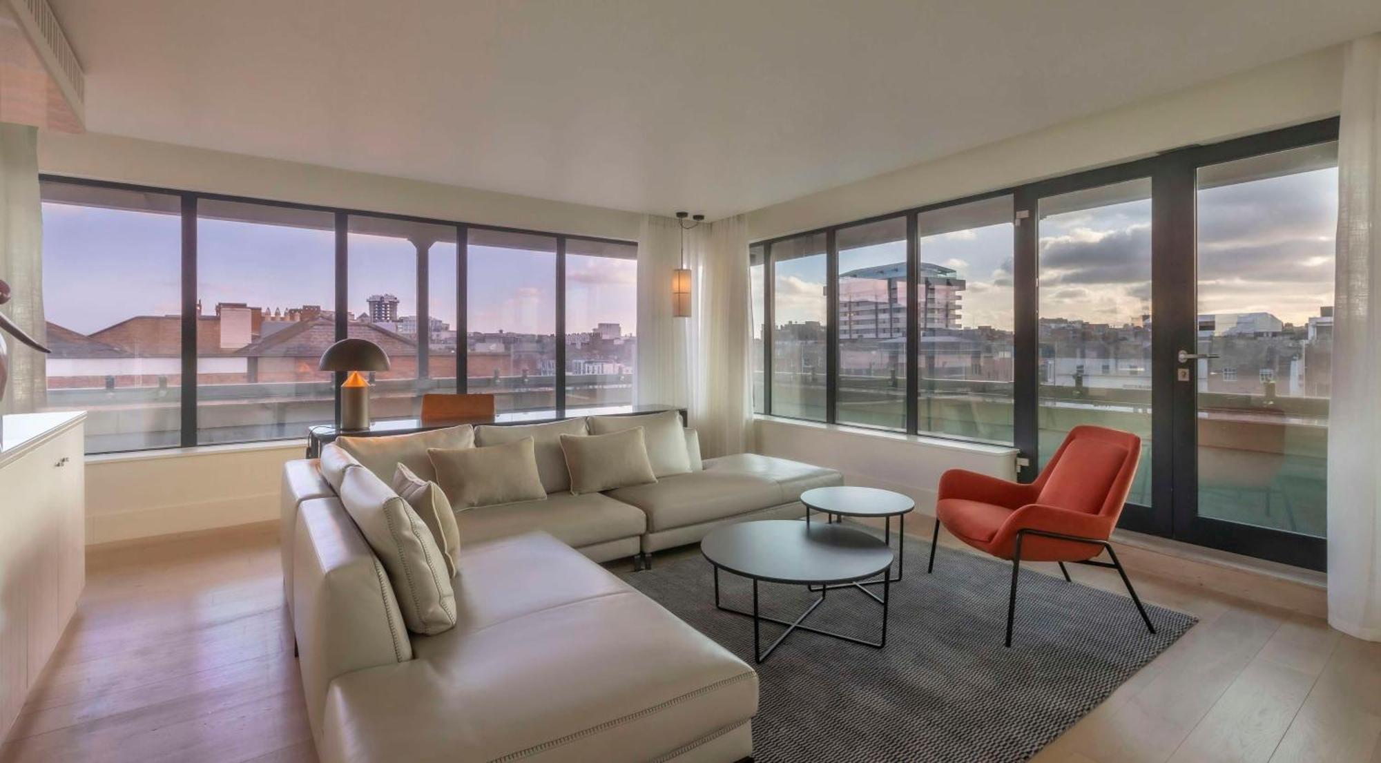 Hotel The Morrison Dublin, Curio Collection By Hilton Exterior foto A living room at The Standard East Village