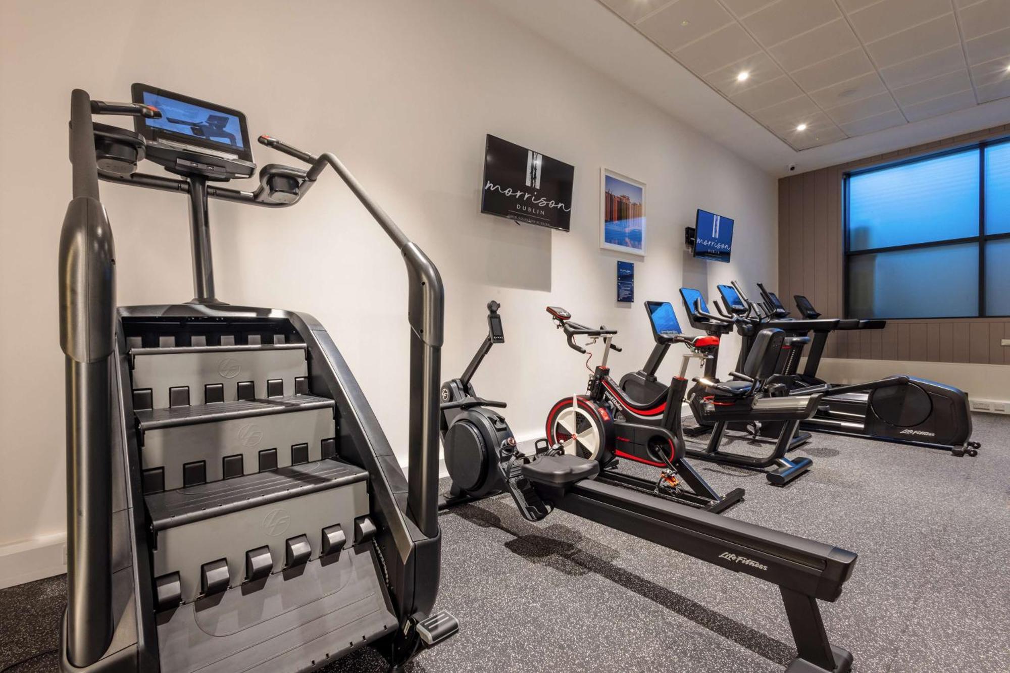 Hotel The Morrison Dublin, Curio Collection By Hilton Exterior foto The gym at the hotel